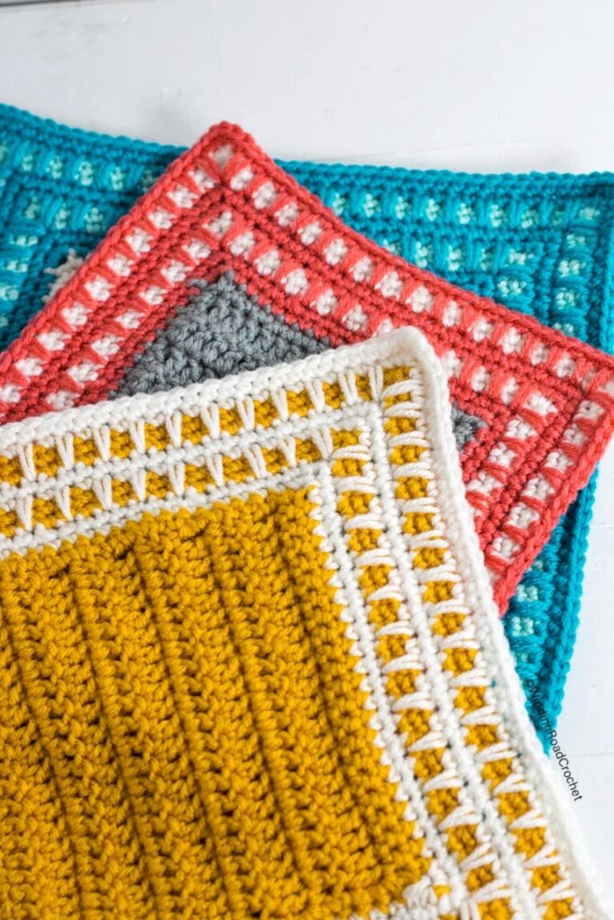 Crochet borders easy: funky and eye-catching Spike Stitch Edging.