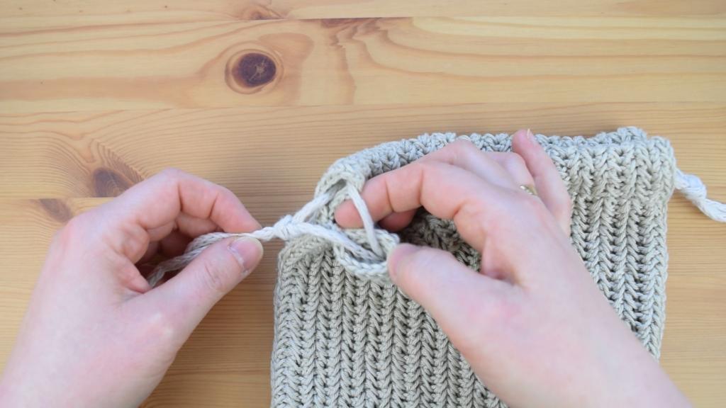Knotted I-cord drawstring in crochet drawstring bag patternc