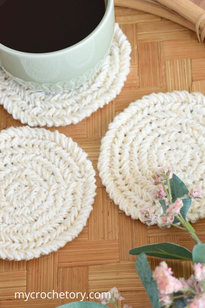 Learn how do I crochet magic circle with this simple herringbone round coaster pattern, great for beginners