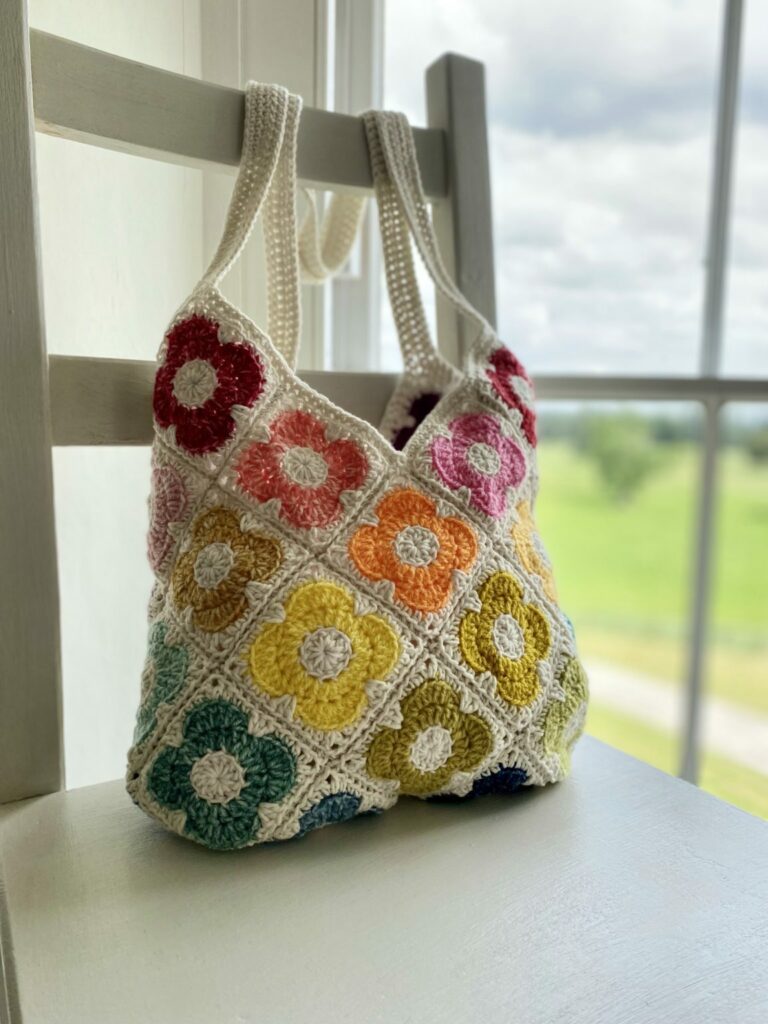 Intricate Orla Love Bag featuring detailed stitch work – advanced crochet bags patterns.