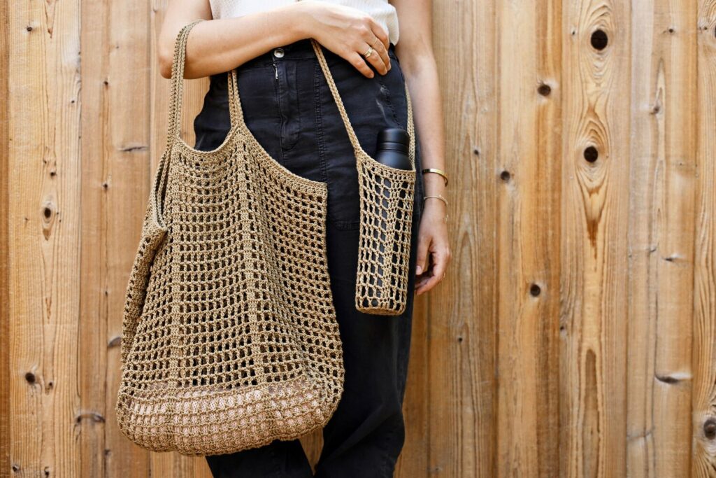 Sleek and modern Portofino bag set with crossbody and tote options – versatile crochet bags patterns.