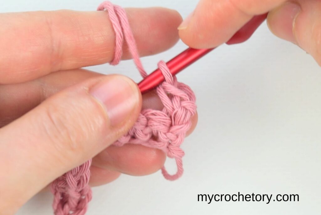 First single crochet of the row - how to crochet straight edges