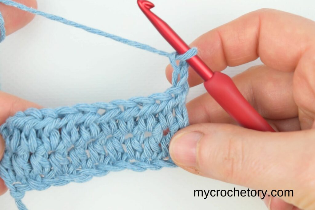 Chaining 2 at the end of the row as a turning aid in the No-Skip Edge Technique for how to crochet straight edges.